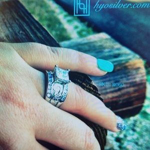 Hyo Silver princess & channel ring size 7.5